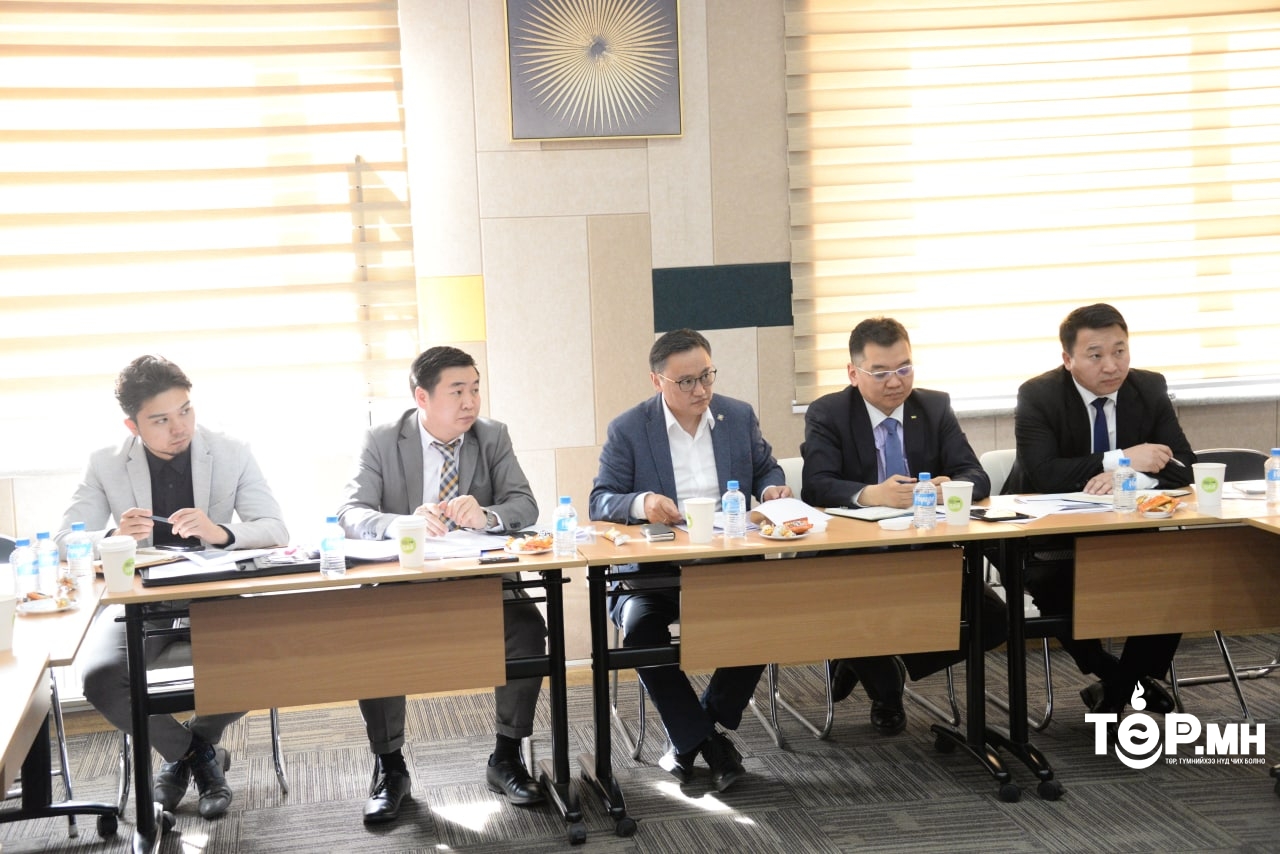 Инновац, цахим бодлогын байнгын хорооны ажлын хэсэг эрүүл мэндийн салбар дахь цахим шилжилтийн явцтай танилцлаа