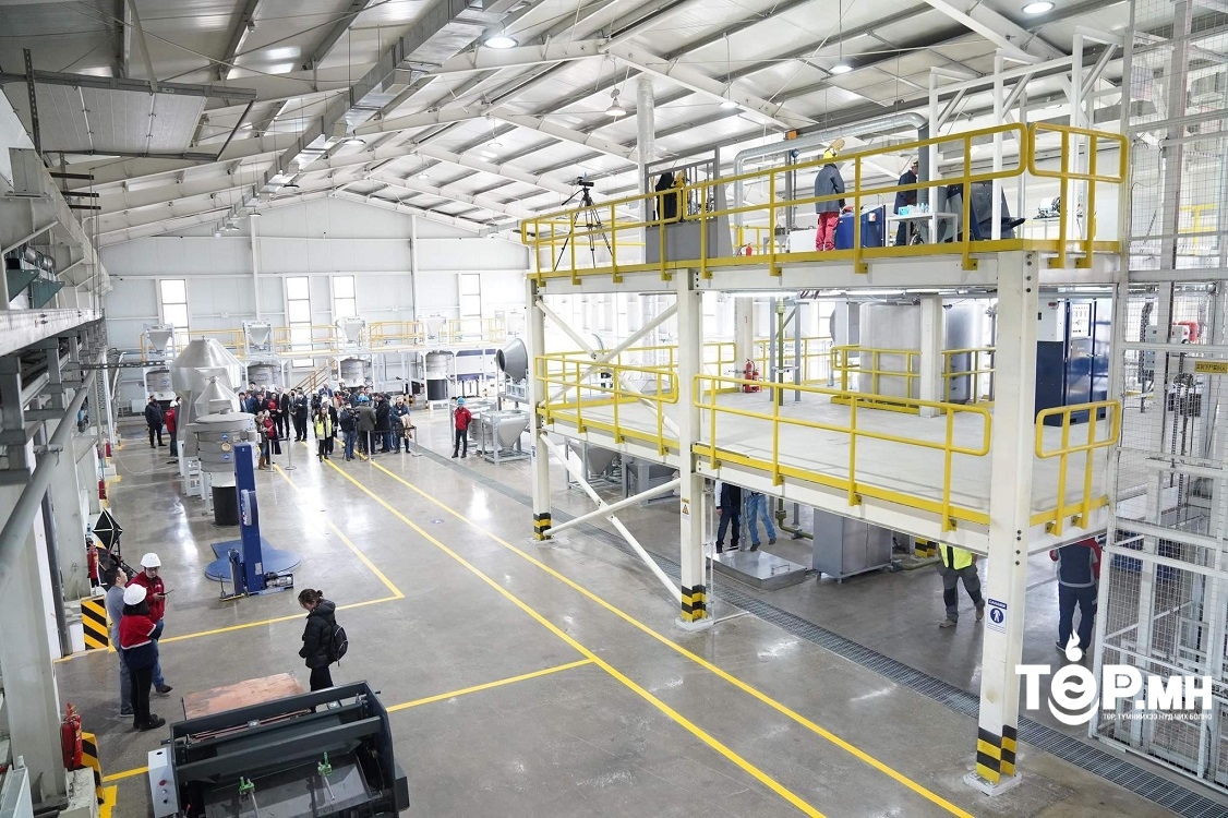 Монгол Улс бүх төрлийн нунтаг металл гарган авах өндөр технологи бүхий үйлдвэртэй боллоо