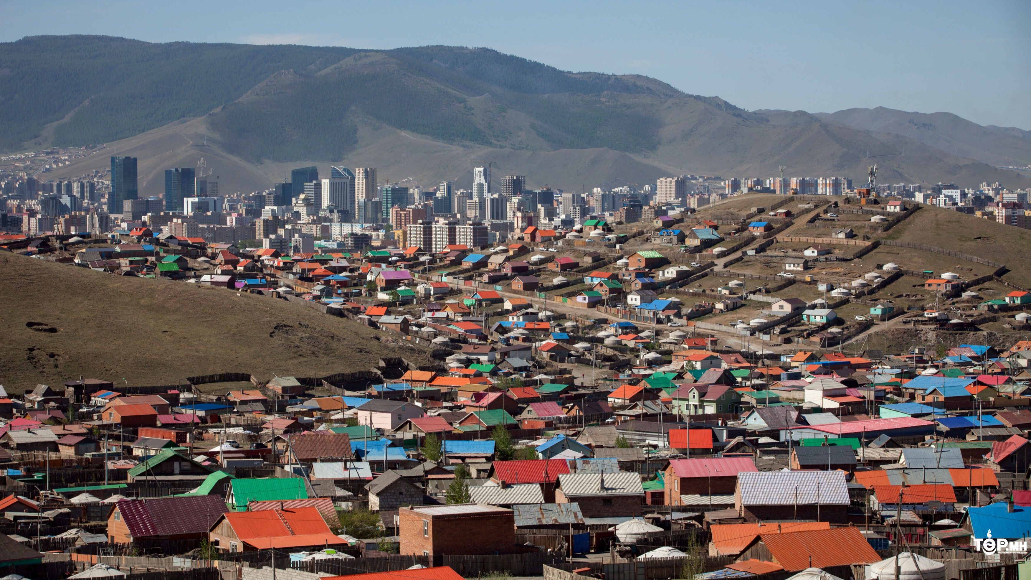 Улаанбаатарт -1 хэм ХҮЙТЭН, цас орохгүй