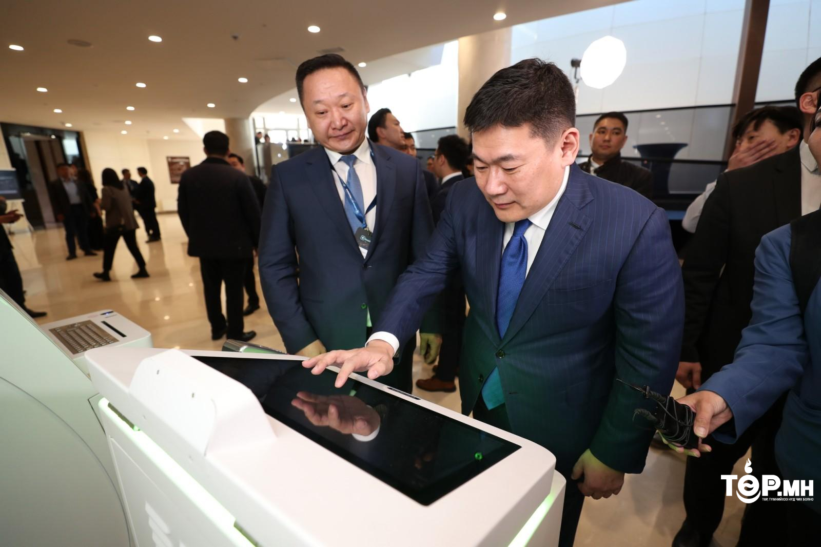 Л.Оюун-Эрдэнэ: "И-Монголиа” системийн 1.5 сая хэрэглэгчийг тоон гарын үсгэнд шилжүүлж чадвал том хэмжээний цахим хувьсгал болно