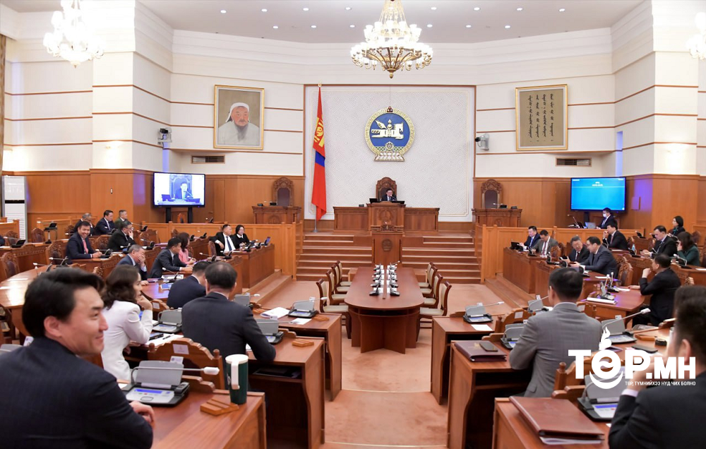 Эрүүл мэндийн даатгалын Үндэсний зөвлөлийн зарим гишүүнийг чөлөөлж, томиллоо