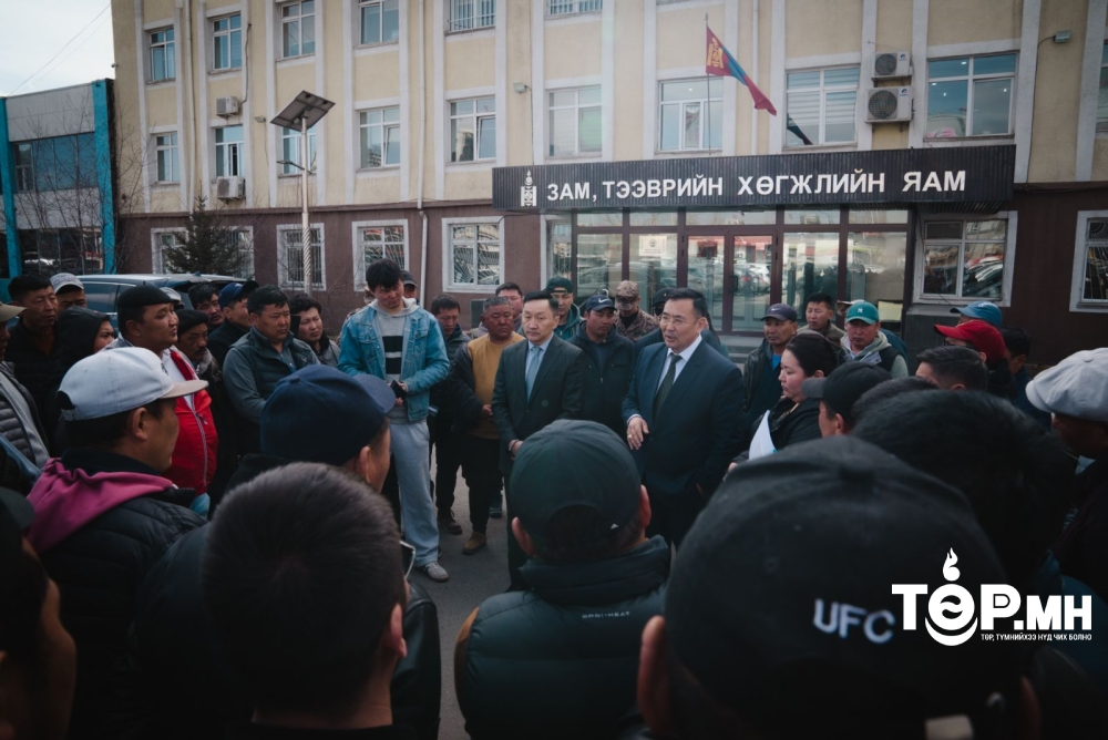 Ачаа тээвэрлэхтэй холбоотой эрхзүйн зохицуулалтад жолооч нарын саналыг тусгана