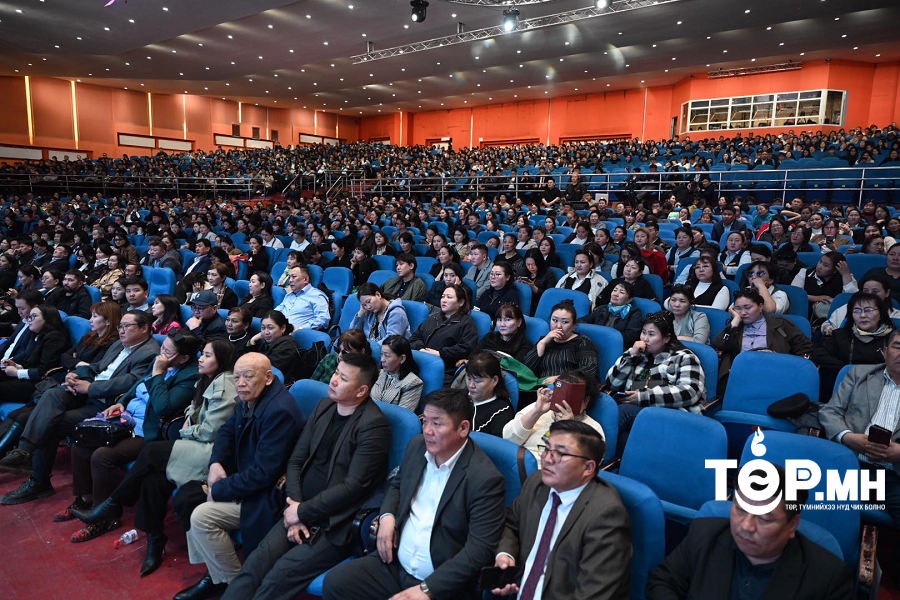 Албан хаагчдыг гадаад сургалтад хамруулах замаар хүний нөөцийг чадавхжуулна