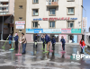 Фото сурвалжилга: Сүхбаатар дүүргийн төрийн байгууллагын албан хаагчид угаалгатай их цэвэрлэгээг эхлүүллээ