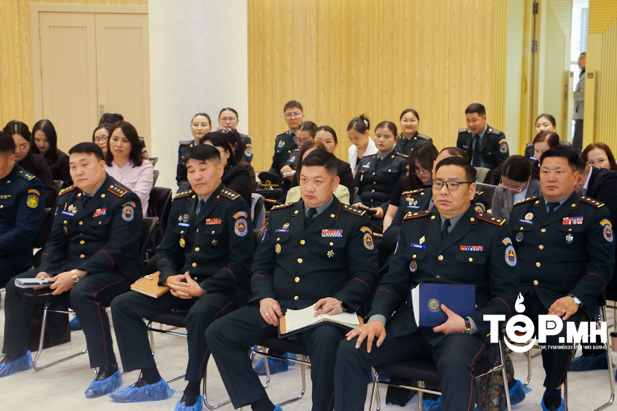 "Цэргийн насны залуучуудын эрүүл мэнд, сэтгэлзүйн байдалд тулгамдаж буй асуудал" зөвлөгөөн боллоо