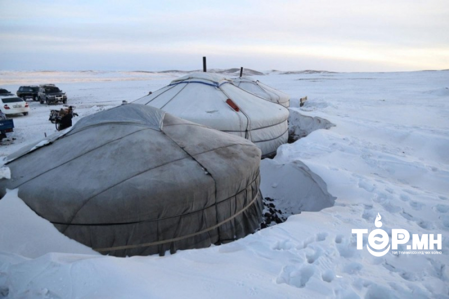 Цаг агаарын нөхцөл байдлаас шалтгаалан ихэнх бүс нутагт өвөлжилт хүндэрсэн өвөл боллоо