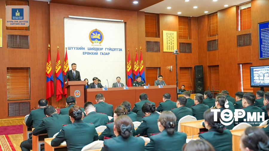 ХЗДХ-ийн сайд Б.Энхбаяр Шүүхийн шийдвэр гүйцэтгэх ерөнхий газарт ажиллалаа