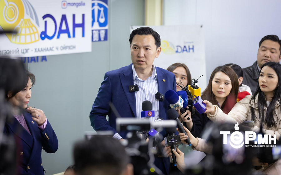 Төр иргэндээ очиж үйлчлэх зөв жишиг Чингэлтэй дүүргээс эхэллээ