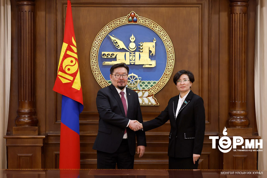 УИХ-ын дарга Г.Занданшатар Бүгд Найрамдах Казахстан Улсын Сенатын танхимын гишүүн А.К.Рахметова-г хүлээн авч уулзлаа