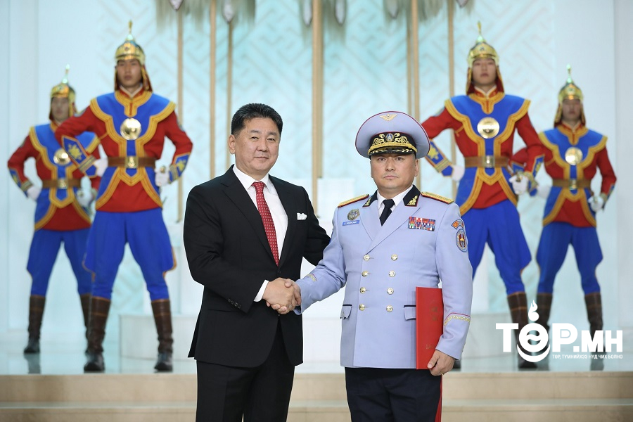 Монгол Улсын Ерөнхийлөгч У.Хүрэлсүх цэргийн дээд цол хүртээв