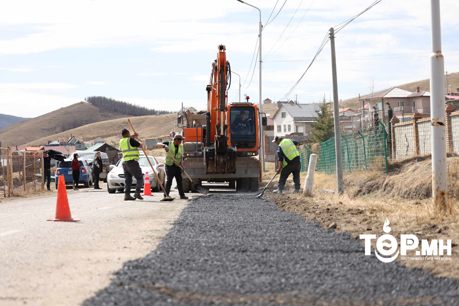 Сүхбаатар дүүргийн 19 дүгээр хороо, Шаргаморьтын зуслангийн авто замыг засварлаж байна