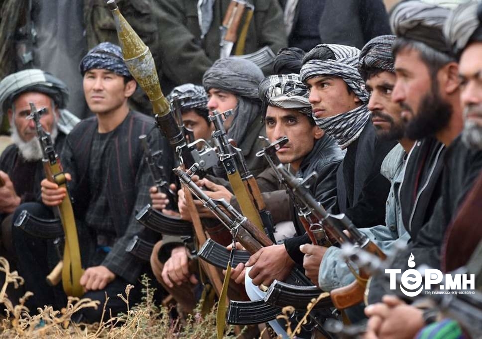 Талибанчууд жинсэн өмд өмссөн афганчуудыг зодож байна