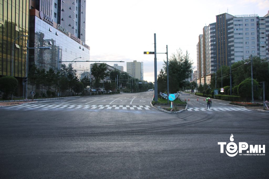 Зүүн дөрвөн замын хөдөлгөөнийг НЭЭЛЭЭ