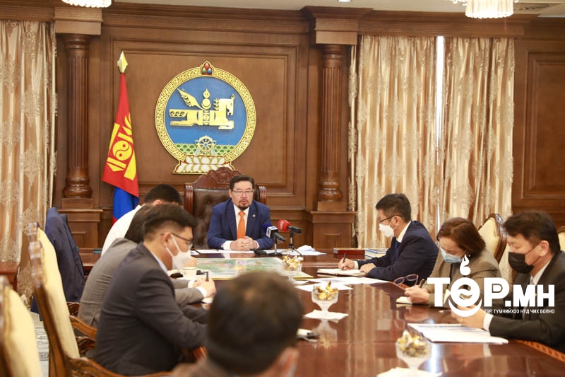 Чөлөөт бүс байгуулах тухай хуулийн төсөл боловсруулах үүрэг өглөө