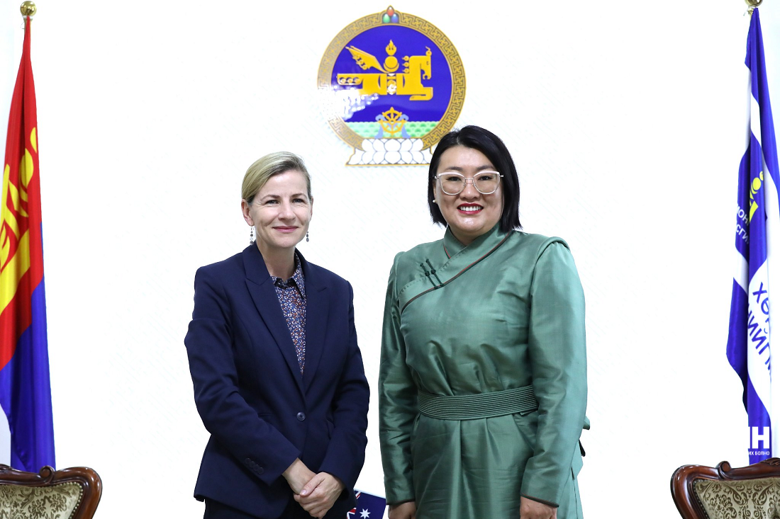 ХНХ-ын сайд  А.Ариунзаяа Австралийн холбооны улсаас Монгол Улсад суугаа онц бөгөөд бүрэн эрхт элчин сайдыг  хүлээн авч уулзлаа