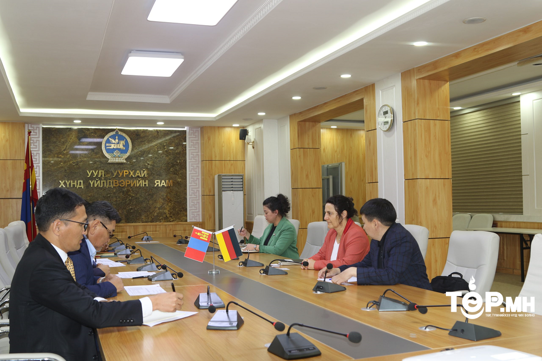 “Эрдэс баялгийн удирдлагын зөвлөх үйлчилгээ” төслийг ХБНГУ-тай хамтран хэрэгжүүлнэ