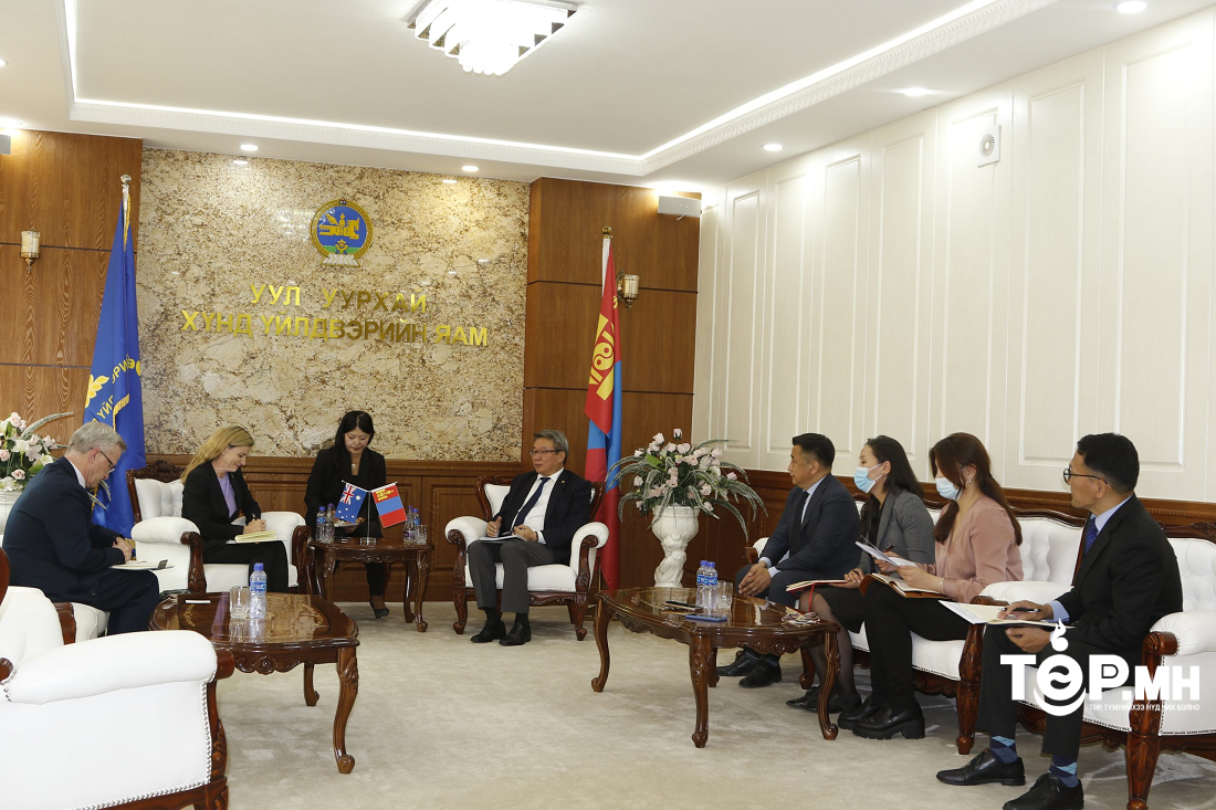 УУХҮ-ийн сайд Г.Ёндон Австрали улсаас Монгол улсад суугаа элчин сайд Кэти Смитийг хүлээн авч уулзжээ