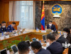 Засгийн газар хуралдаж байна
