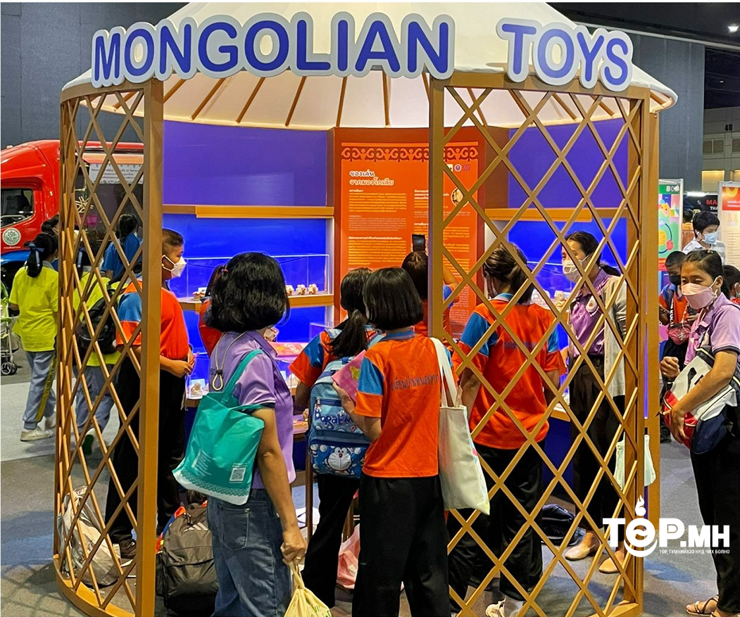 Монголын оньсон тоглоом Тайландын шинжлэх ухаан, технологийн яармагт тавигджээ