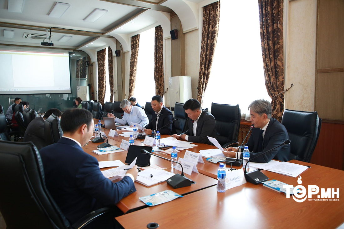 Нийслэлийн ИТХ-ын Зөвлөл хуралдаж, төлөөлөгчид дүүргүүдэд ажиллах хуваарийг батлав