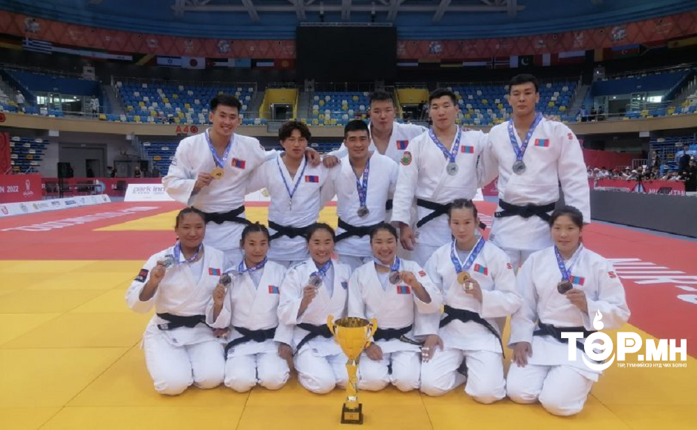 Азийн тивийн аварга шалгаруулах тэмцээнээс багаараа мөнгөн медаль хүртлээ