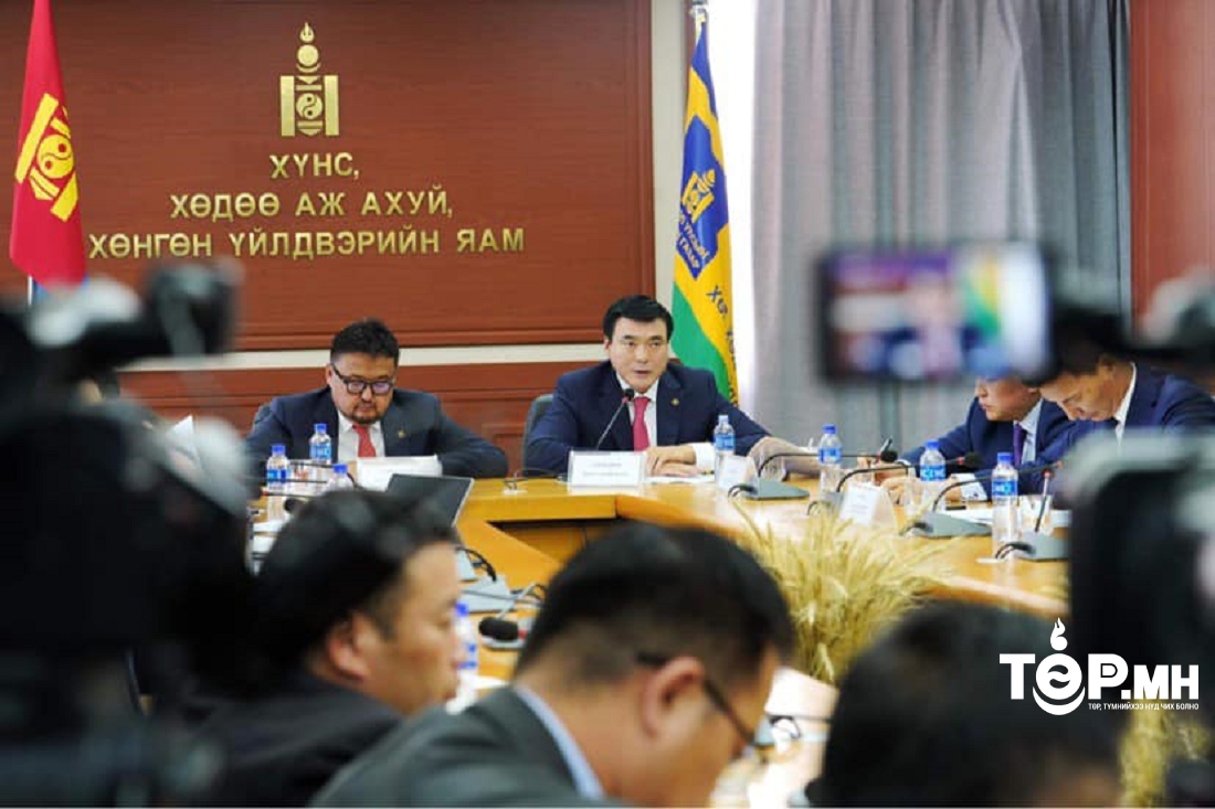 Өвөлжилтийн бэлтгэлийг хангуулах ажлын хүрээнд Шадар сайд орон нутгийн удирдлагуудад хугацаатай үүрэг өглөө