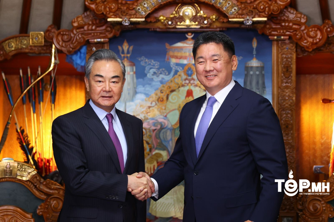 Монгол Улсын Ерөнхийлөгч У.Хүрэлсүхэд БНХАУ-ын Төрийн зөвлөлийн гишүүн, Гадаад хэргийн сайд Ван И бараалхав