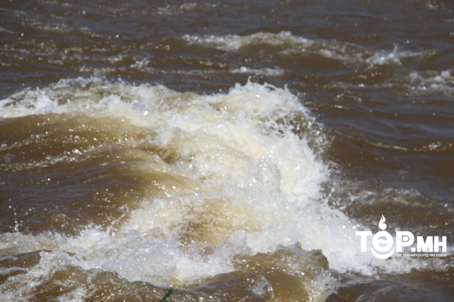 Ховд аймагт автомашин үерт урсаж, хоёр иргэн амиа алджээ