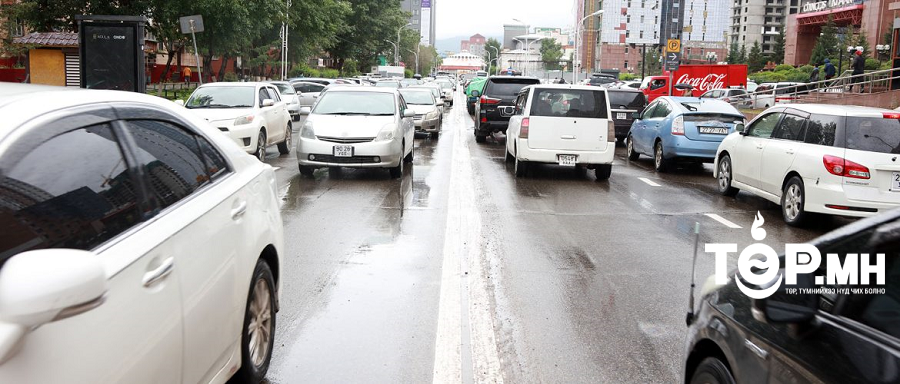 Замын хөдөлгөөнд оролцогчдын 64 хувь нь хувийн машинаар зорчиж байна