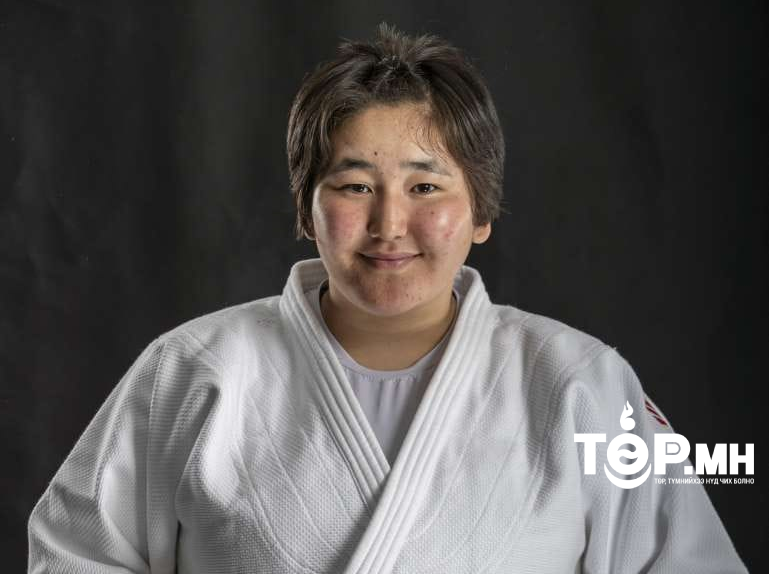 Д.Номинзул дөрөв дэх “ХҮРЭЛ”медалийн эзэн болов