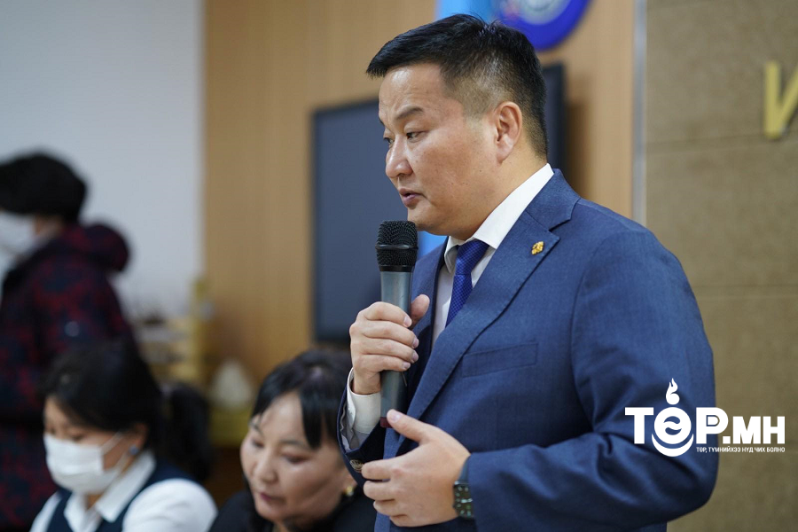 Ж.Сүхбаатар: Хувийн машин унадаг явдлыг  "хязгаарлах бууруулах" шаардлагатай