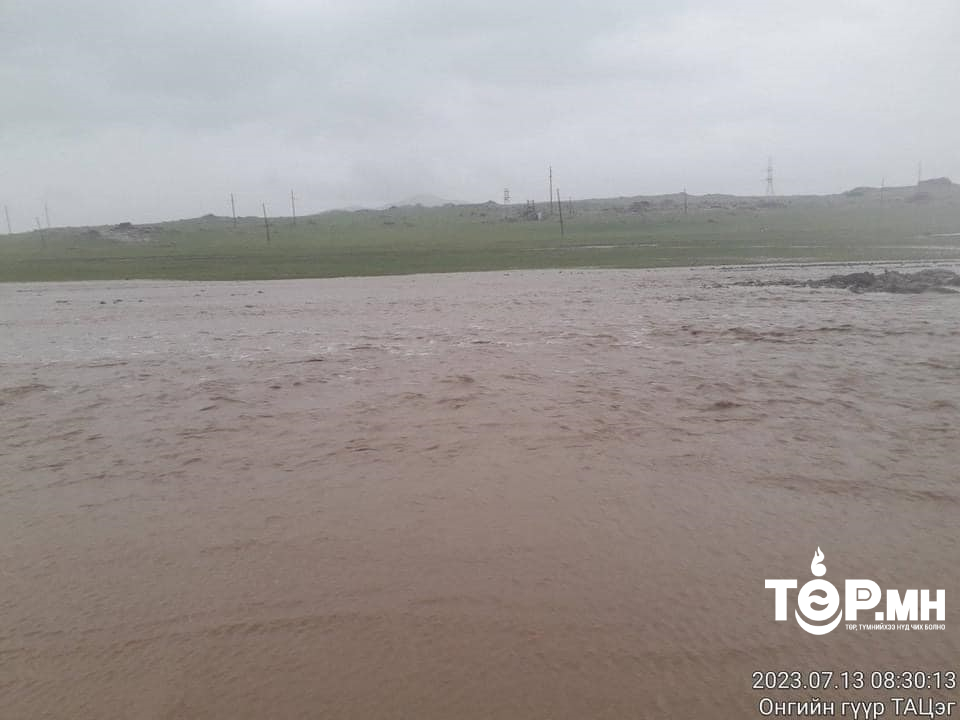 10-нд Төв болон говийн аймгуудын нутгаар дуу цахилгаантай аадар бороо орох тул болзошгүй аюулаас сэрэмжлүүлж байна
