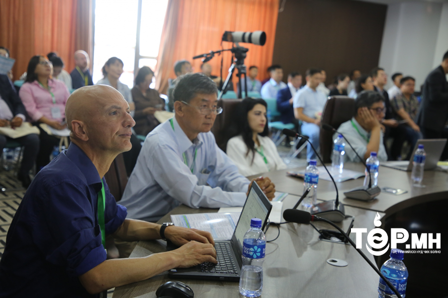 “Азийн бүс нутгийн хүрээлэн орчны гамшгийн эрсдэл” сэдэвт эрдэм шинжилгээний хуралд 80 гаруй эрдэмтэн, судлаач оролцож байна