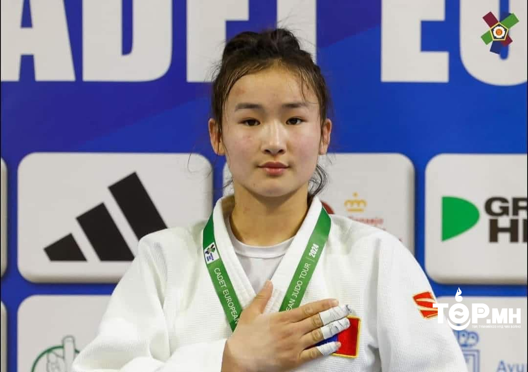 Ж.Анударь мөнгөн медаль хүртлээ