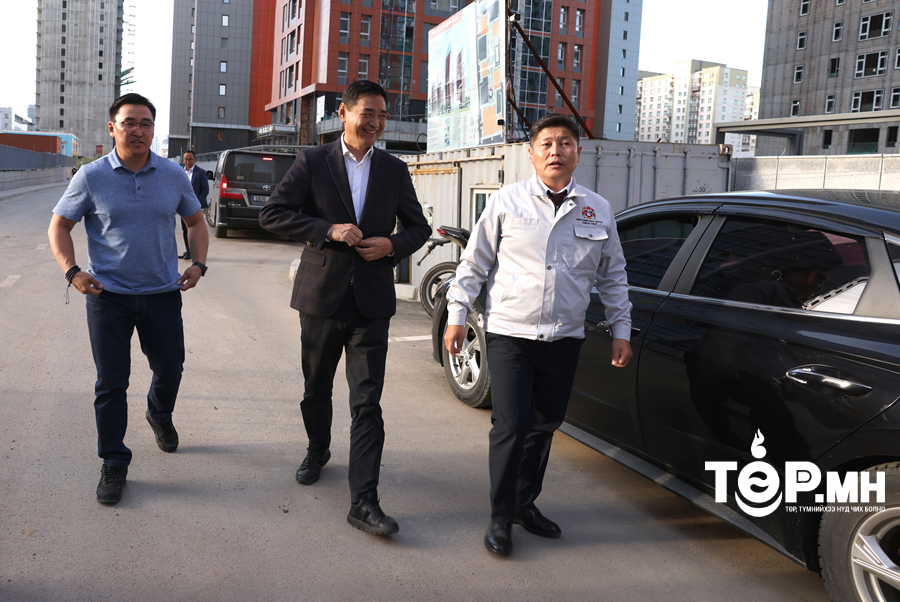 “Нархан” хотхоны орчимд явган хүний зам болон гэрэлтүүлэг хийж байна