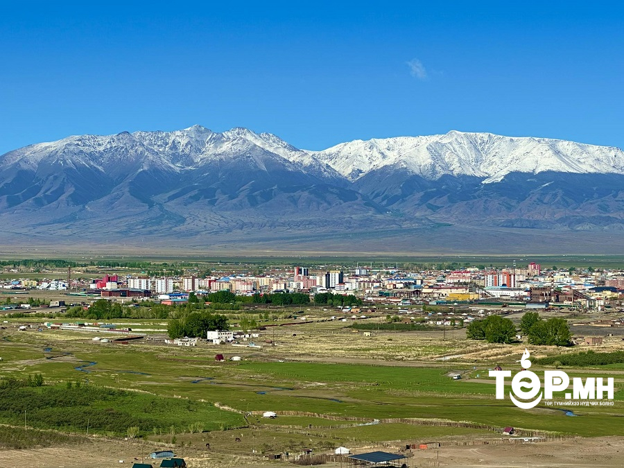 Увсын цэнхэр хязгаараас улс даяар тархсан уухайн түрлэг эв нэгдлийг илтгэнэ