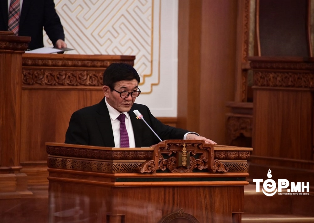 Ц.Нямдорж: Улс төрд үе солигдоно гэж бий, Одоо 1980-иад оныхон төрийн ачааг үүрэх нь