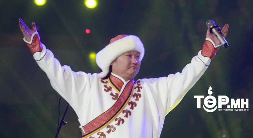 С.Жавхлан: Миний тоглолтод ирсэн олон хүн хорт хавдар аюулт өвчнөөс гэтэлсэн байдаг