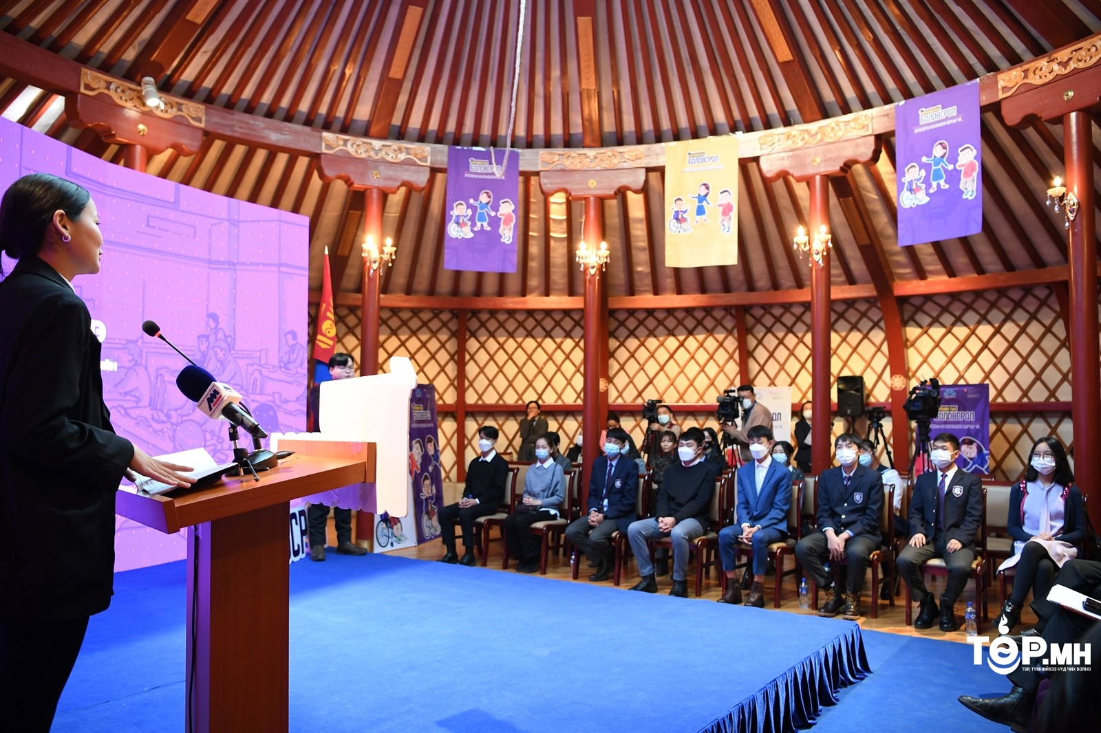 Бүгдээрээ хэлэлцвэл буруугүй... “Парламентын боловсрол” хөтөлбөрийн нээлт боллоо