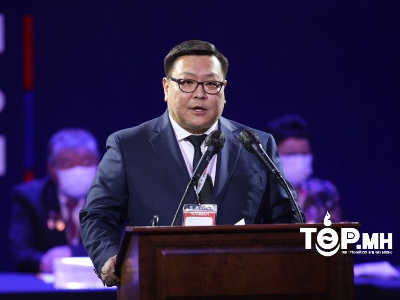 Б.Баярбаатар: Дутагдлын хажуугаар дуугүй өнгөрдөг эв эе бидэнд тус биш ус болно