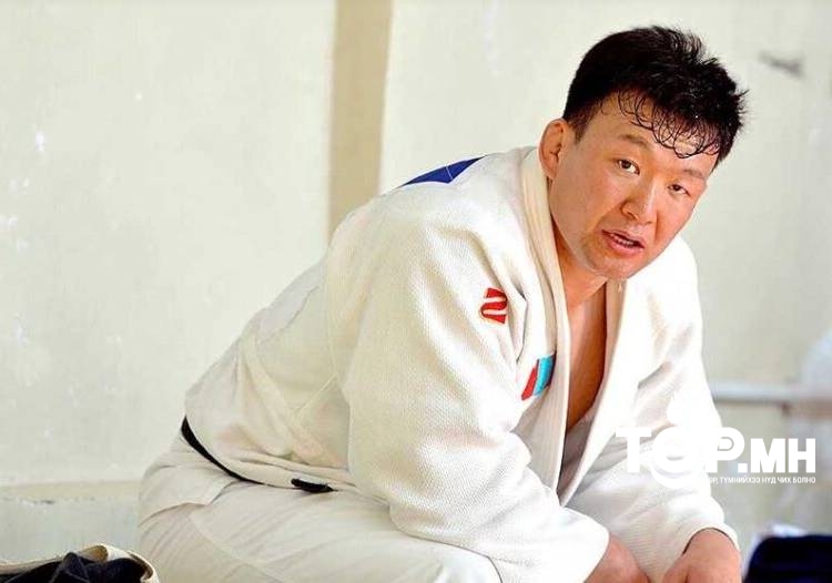 Н.Түвшинбаярыг үргэлжлүүлэн цагдан хорино