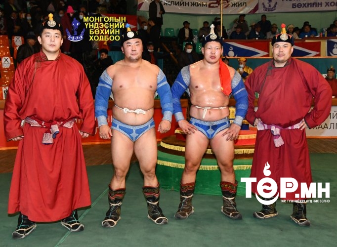 "Үндэсний анхдугаар чуулган”-д зориулсан бөхийн барилдаанд Д.Анар, Б.Түмэндэмбэрэл нар түрүүлэв