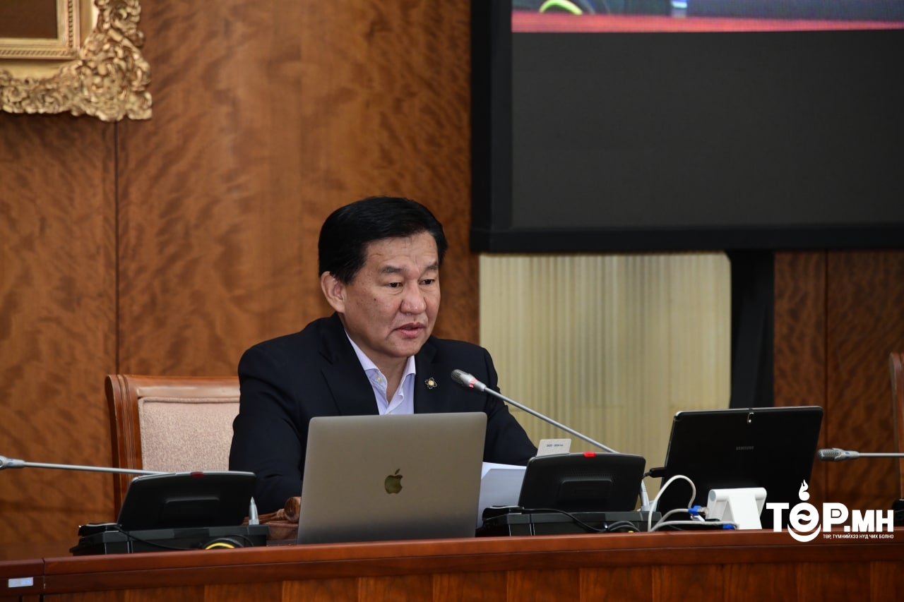 “Оюу толгой ордоос Монгол Улсын хүртэх үр ашгийг хангуулах арга хэмжээний тухай”  анхны хэлэлцүүлгийг хийлээ
