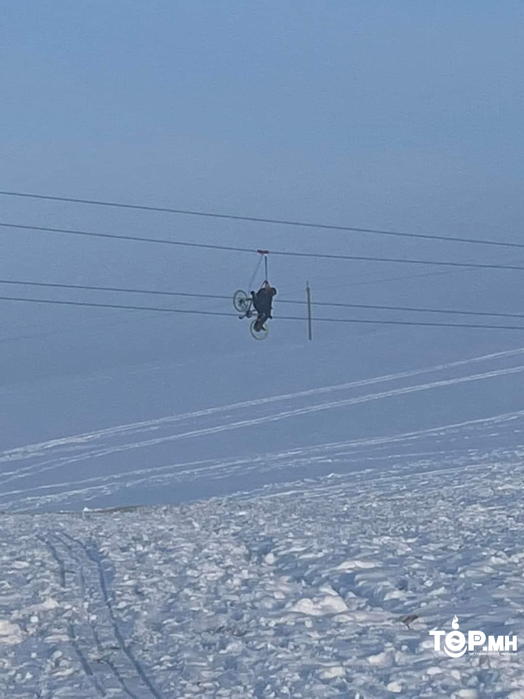 "Агаарын дугуй замаасаа гарсан ч аюулгүй" гэв
