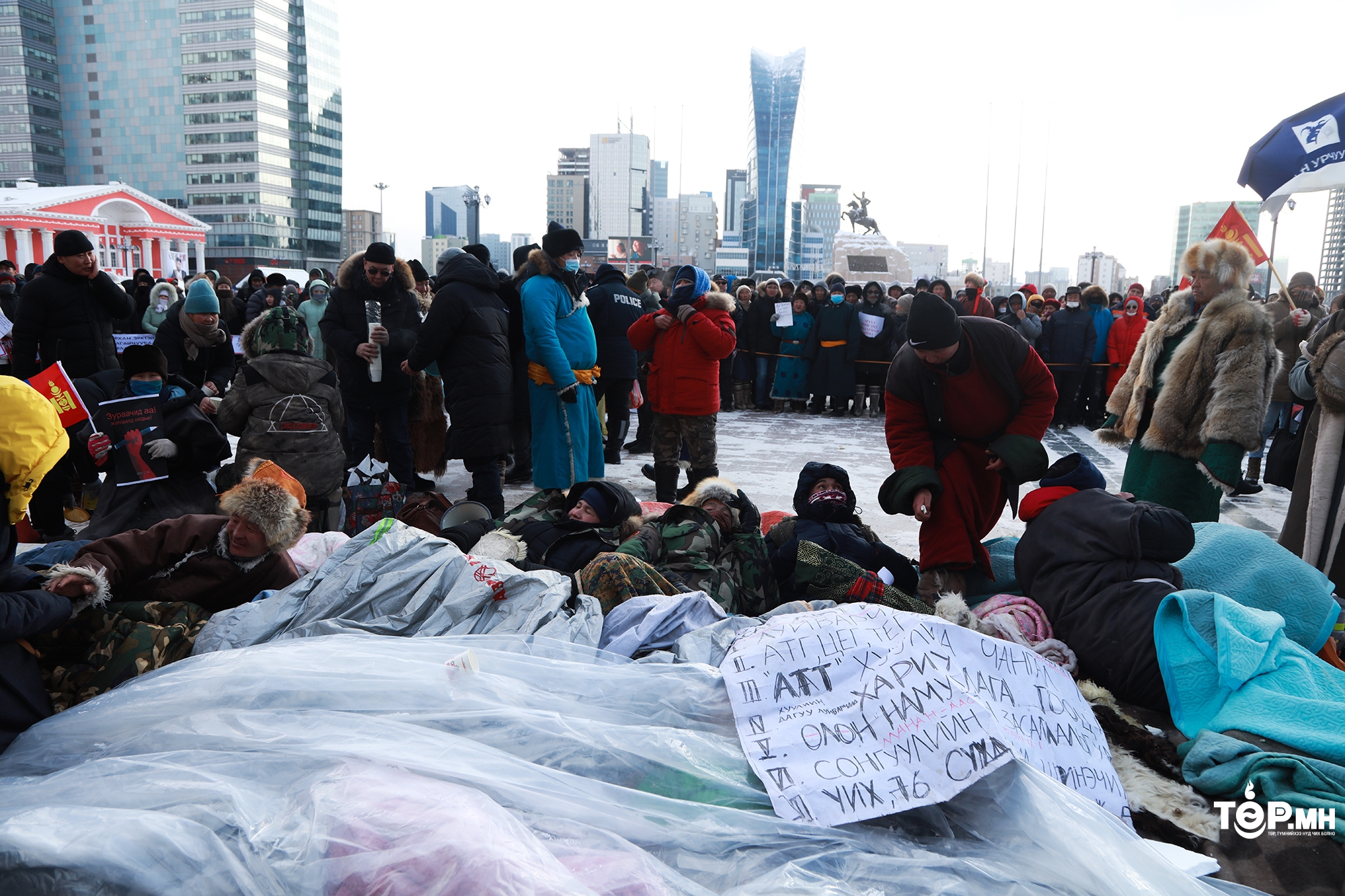 НЗДТГ-аас жагсагчдад гэр барих зөвшөөрөл олголоо