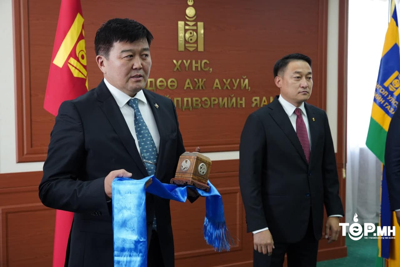 Х.Болорчулуун: Гурилын үйлдвэрүүд "ҮНЭ ТОГТВОРЖУУЛАХ" хөтөлбөрийн дагуу мөнгөө авч чадаагүй байна