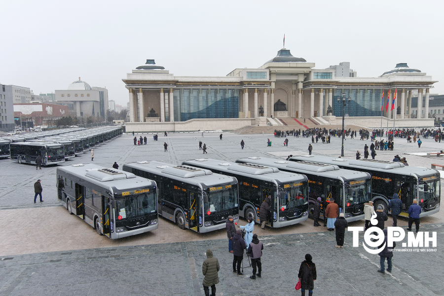 Фото сурвалжилга: Эхний ээлжийн автобуснууд Улаанбаатар хотод ирлээ
