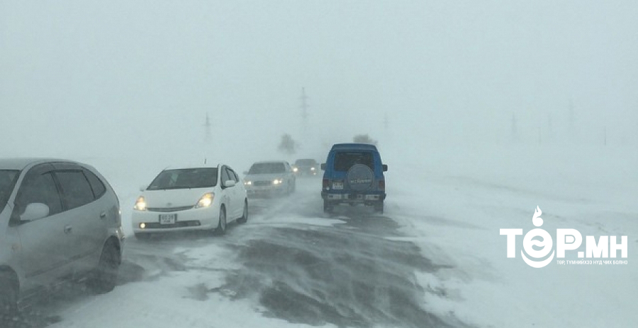 Ховд аймагт 4 айлын гэр, нэг айлын байшингийн дээвэр нуржээ