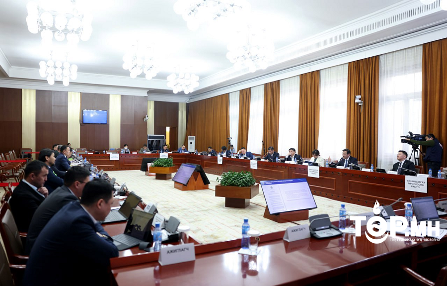 Сонсголоор 2 багц сэдвийн хүрээнд нотлох баримтыг шинжлэн судлахаар 74 гэрчийг дууджээ