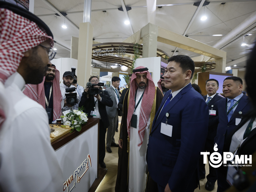 Ерөнхий сайд Л.Оюун-Эрдэнэ Цөлжилттэй тэмцэх тухай НҮБ-ын конвенцын 16 дугаар бага хуралд оролцох үеэрээ зарим улс орны павильонд зочиллоо